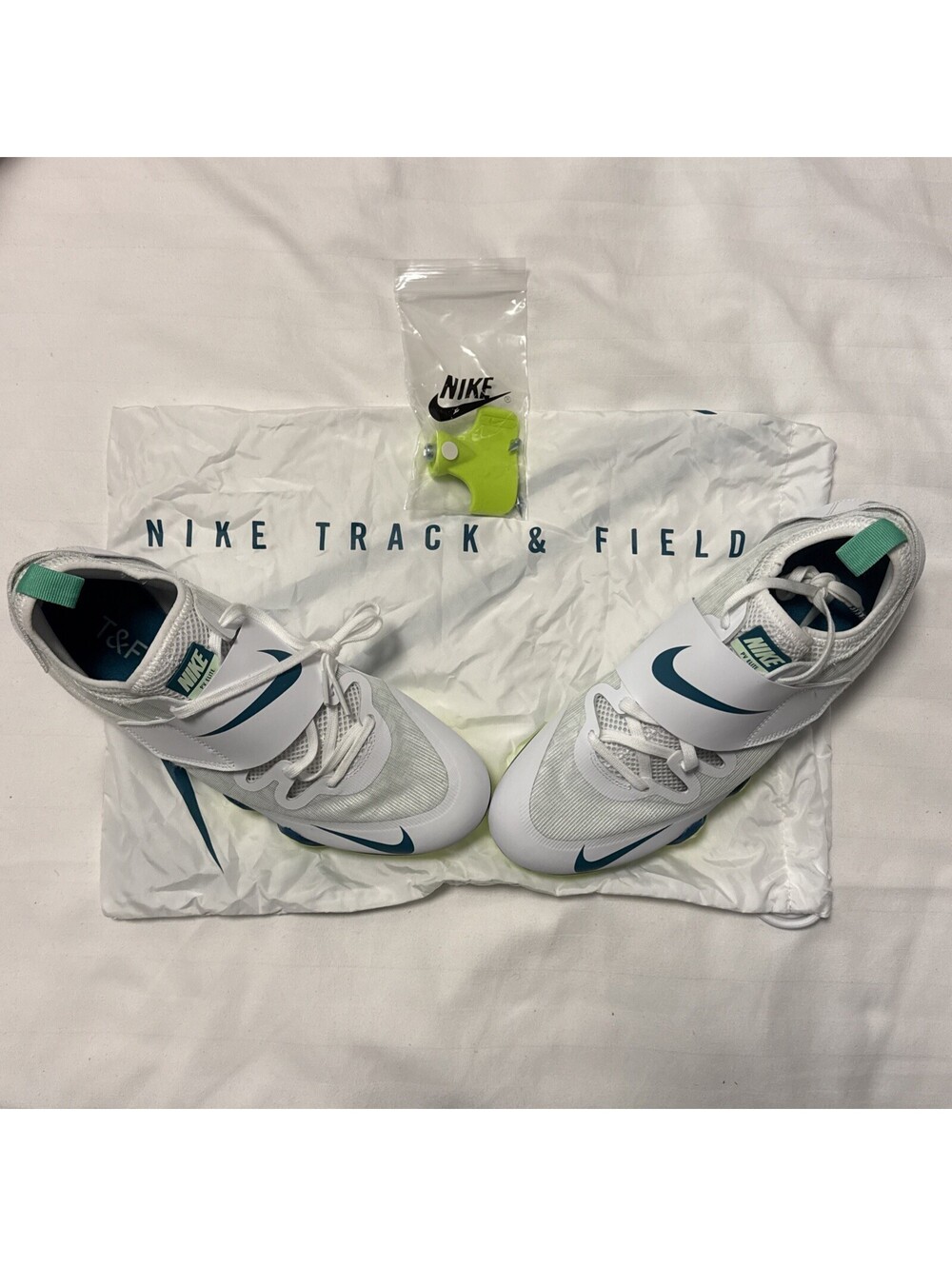 Nike Pole Vault Elite 'White Bright Spruce' FZ9649-100 Track Cleats size 9.5